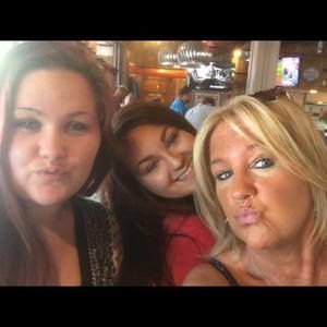 Meet your Posher, Bobbie